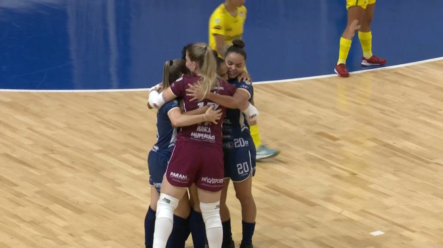 Stein Cascavel vence e está a um empate do tetracampeonato paranaense