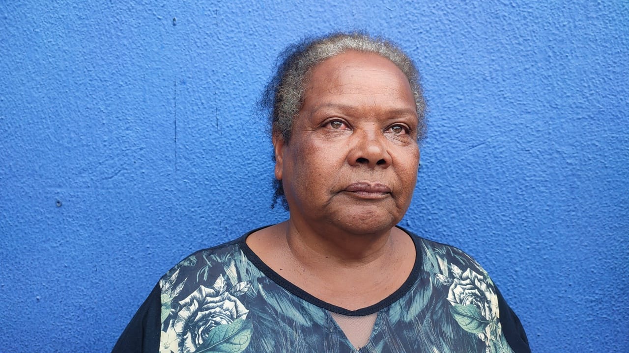 "Ontem foi meu aniversário, hoje nasci de novo", afirma dona de barraquinha atingida por Mercedes