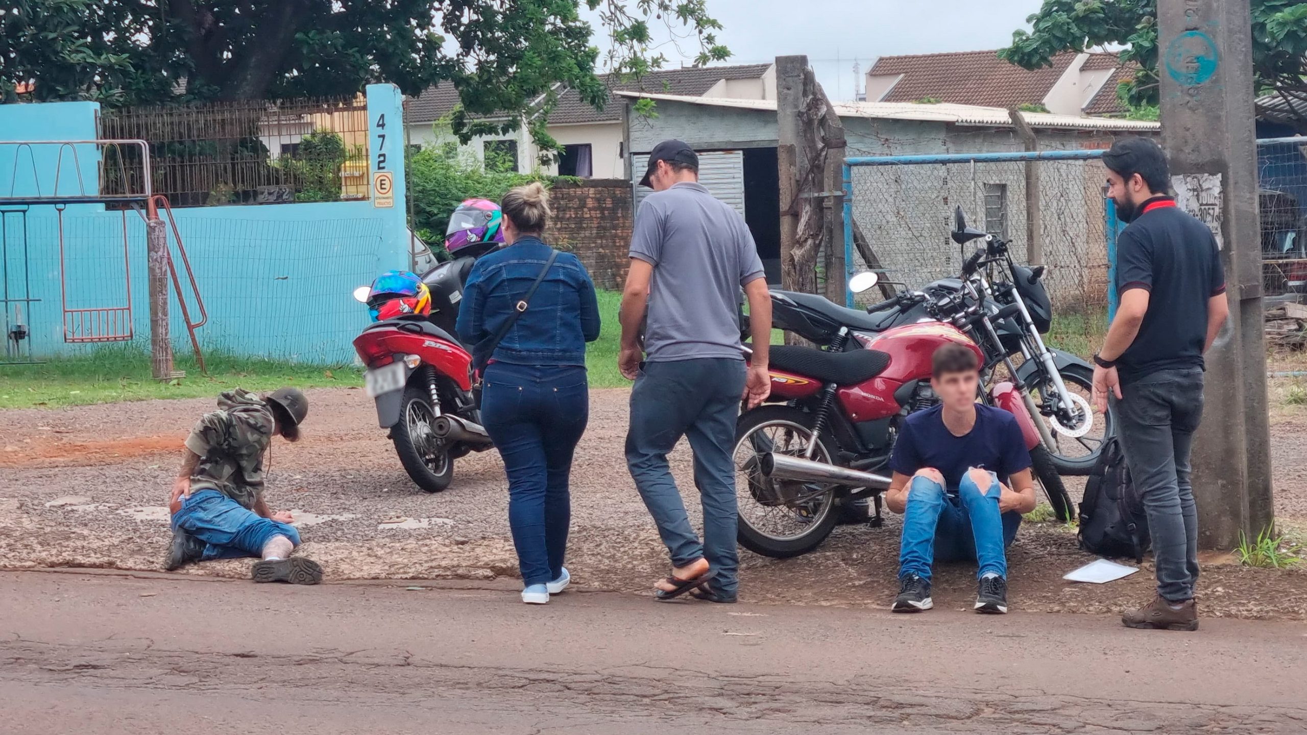 Colisão entre motos deixa vítimas no bairro Neva