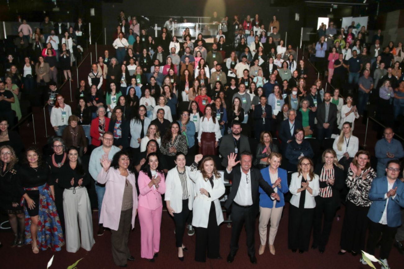 Paraná reconhece empresas comprometidas com segurança das mulheres no turismo Paraná reconhece empresas comprometidas com segurança das mulheres no turismo