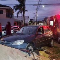 Imagem referente a Acidente entre Corsa e Celta deixa menina de 12 anos ferida no Veneza