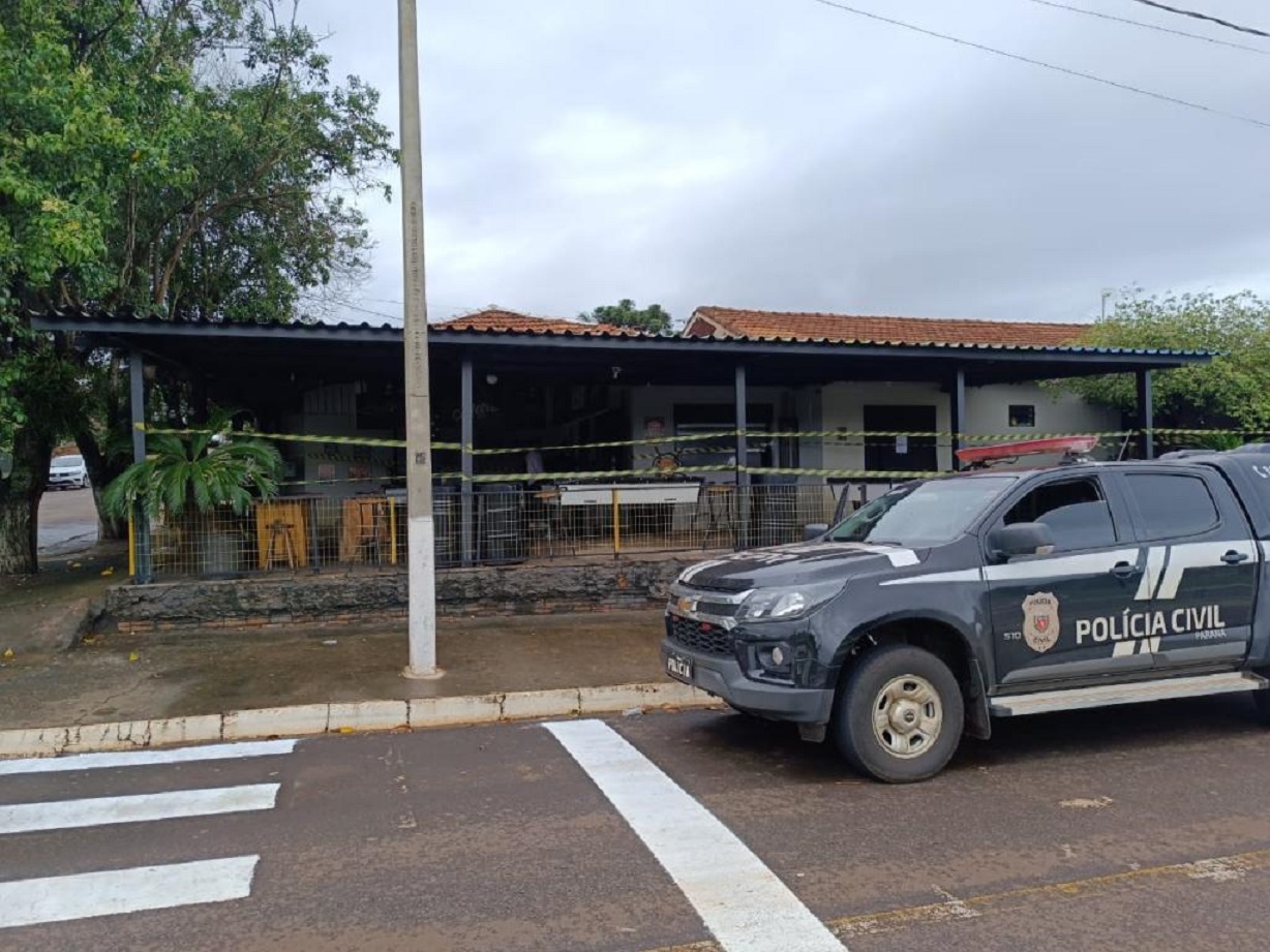 Bar às margens do Lago Municipal é fechado por ser ponto de tráfico em Palotina Bar às margens do Lago Municipal é fechado por ser ponto de tráfico em Palotina