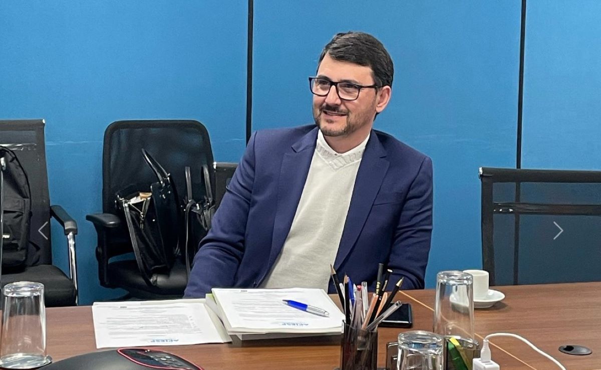 Mais um caso: Unioeste Imagem referente a Mais um caso: Unioeste