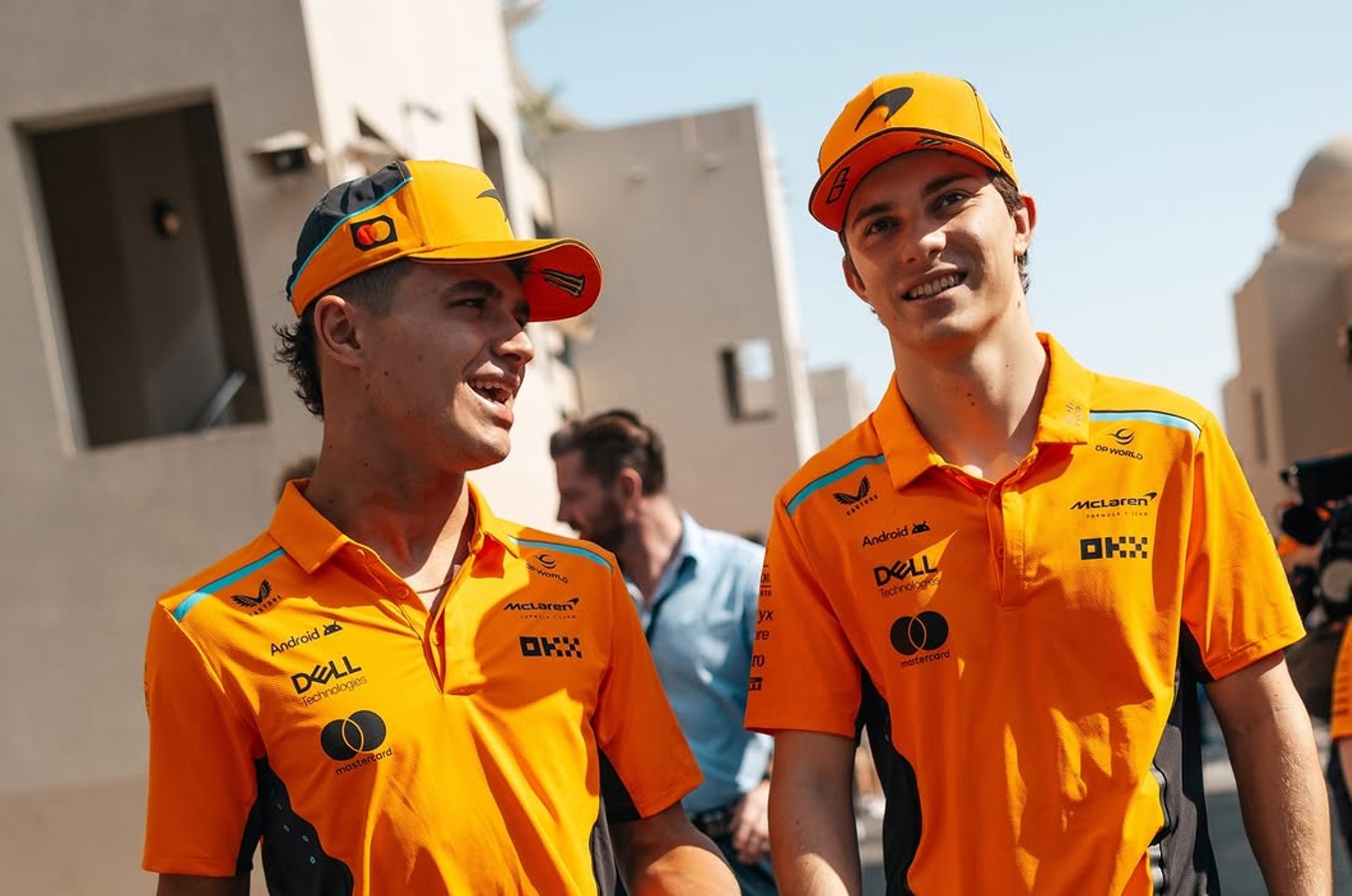 McLaren domina 3º treino livre da F-1 em Abu Dabi, com Piastri na frente e Norris em segundo McLaren domina 3º treino livre da F-1 em Abu Dabi, com Piastri na frente e Norris em segundo