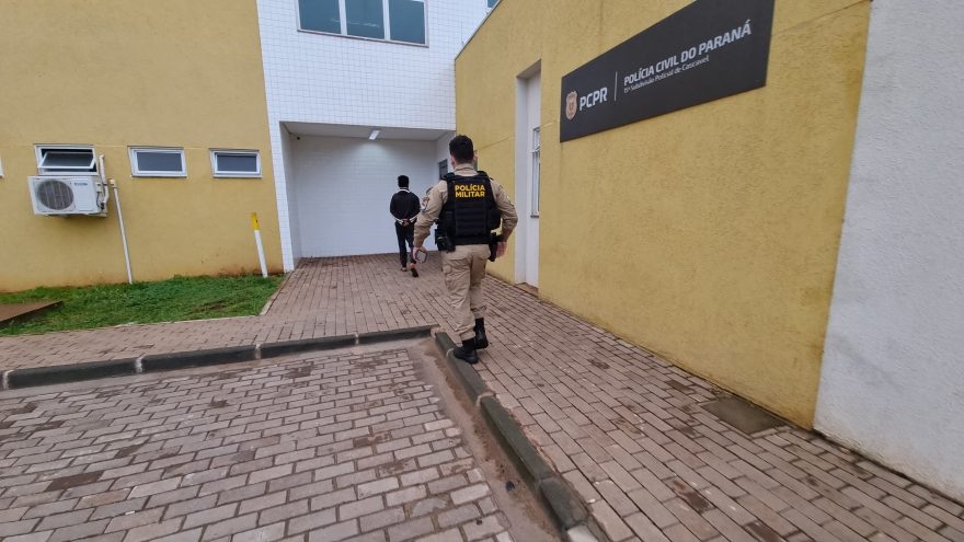Motorista se recusa a fazer bafômetro e é encaminhado à Delegacia