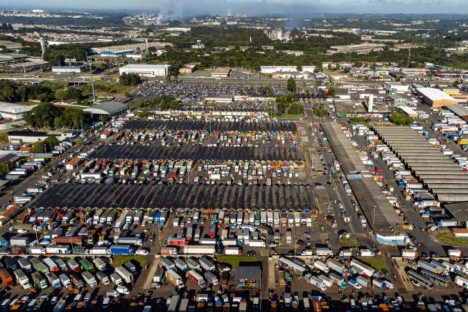 Imagem referente a Ceasas do Paraná terão funcionamento alterado nos períodos de Natal e Ano Novo