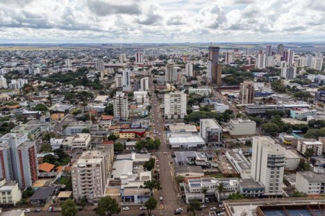 Imagem referente a Estado firma convênio de R$ 25,4 milhões para melhorias de vias em Cascavel