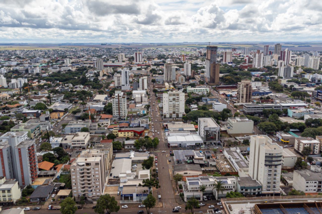 Estado firma convênio de R$ 25,4 milhões para melhorias de vias em Cascavel