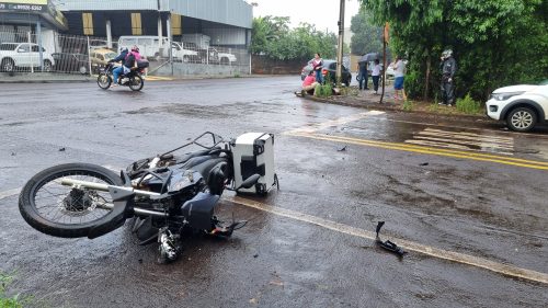 Imagem referente a Motociclista fica ferido em acidente na rua Cuiabá