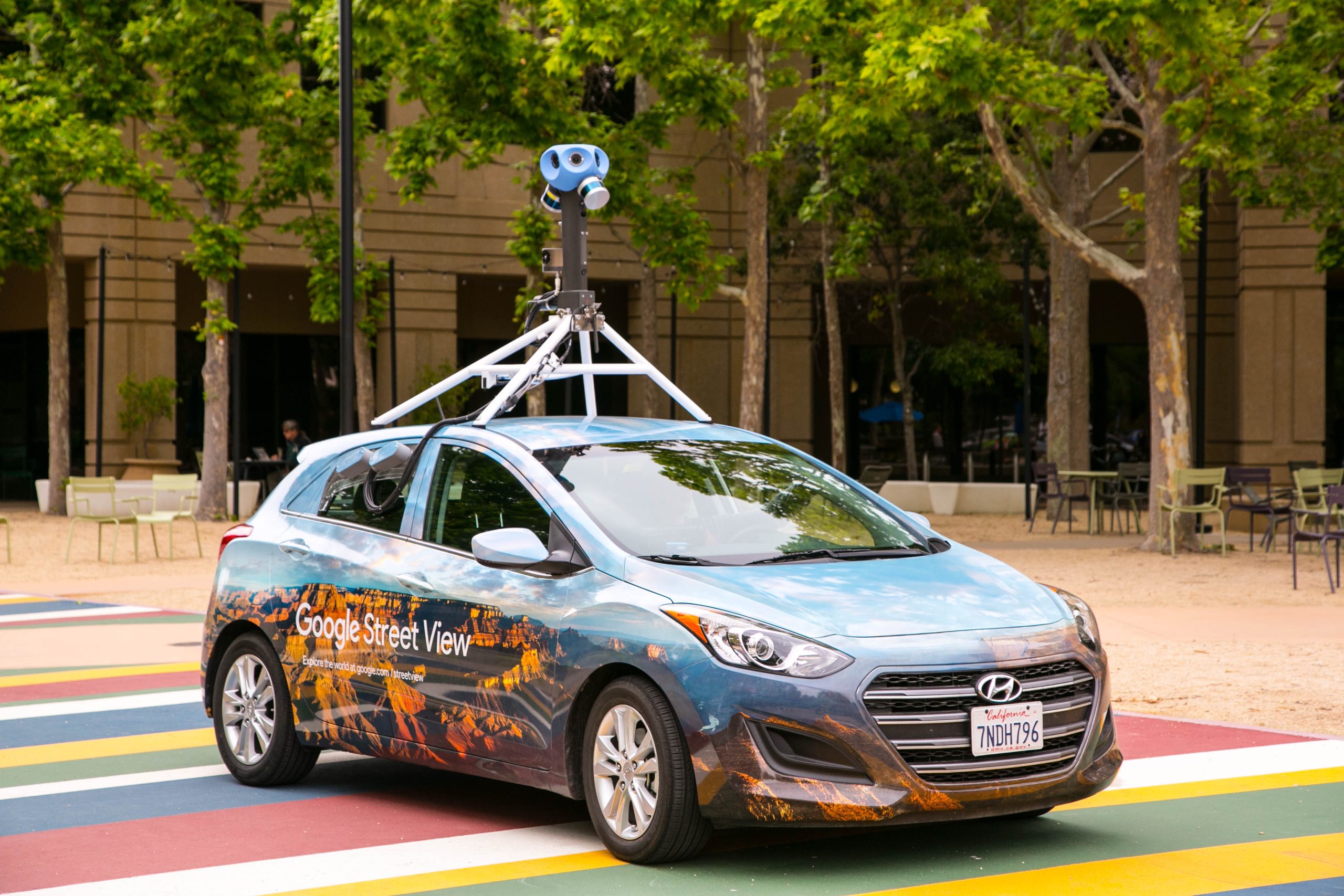 Cascavelense se surpreende ao encontrar imagem de filho exposta no Google Street View