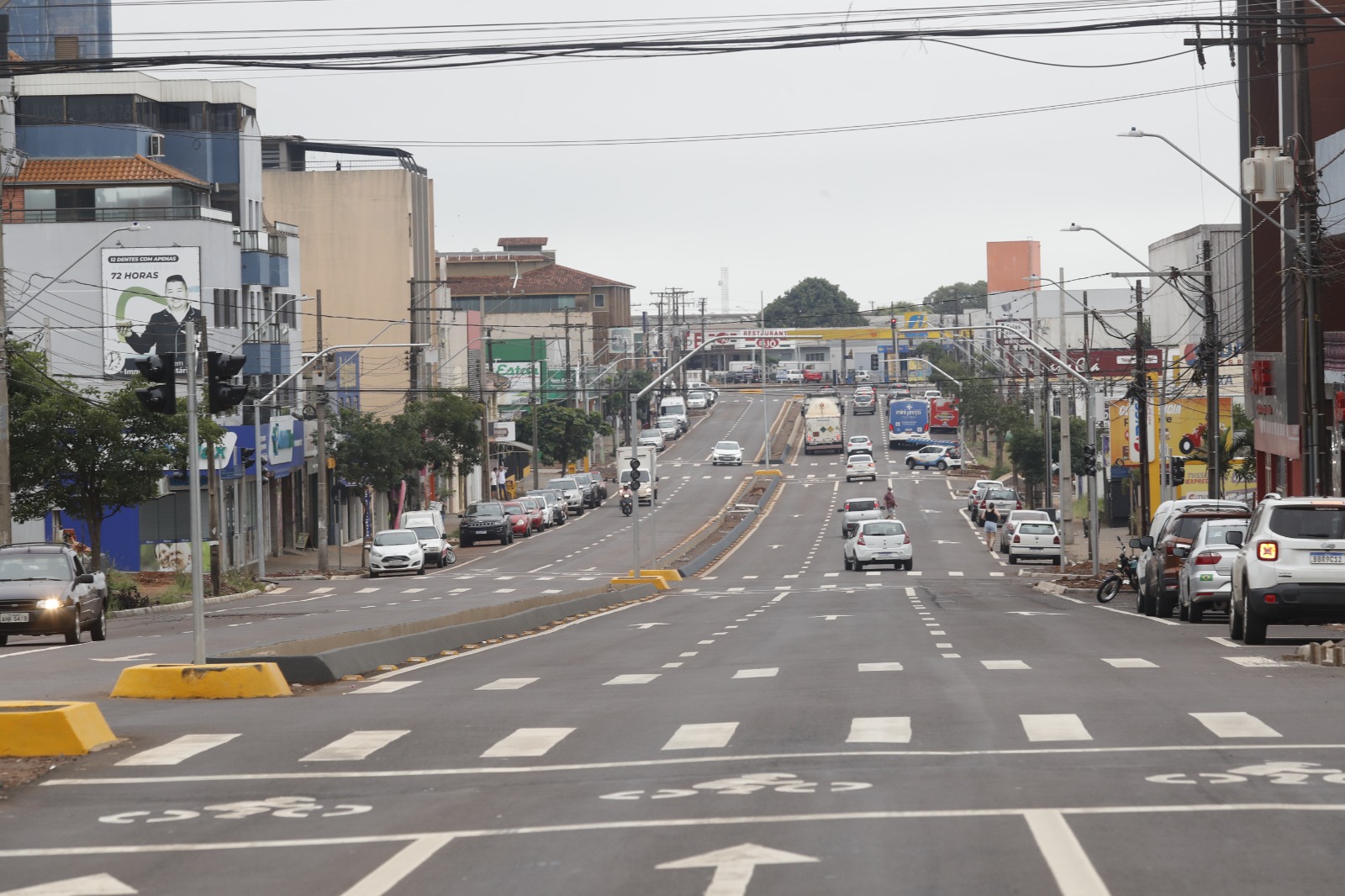 Motoristas, atenção: Obras na Avenida Carlos Gomes intensificam-se com foco nos pontos de ônibus