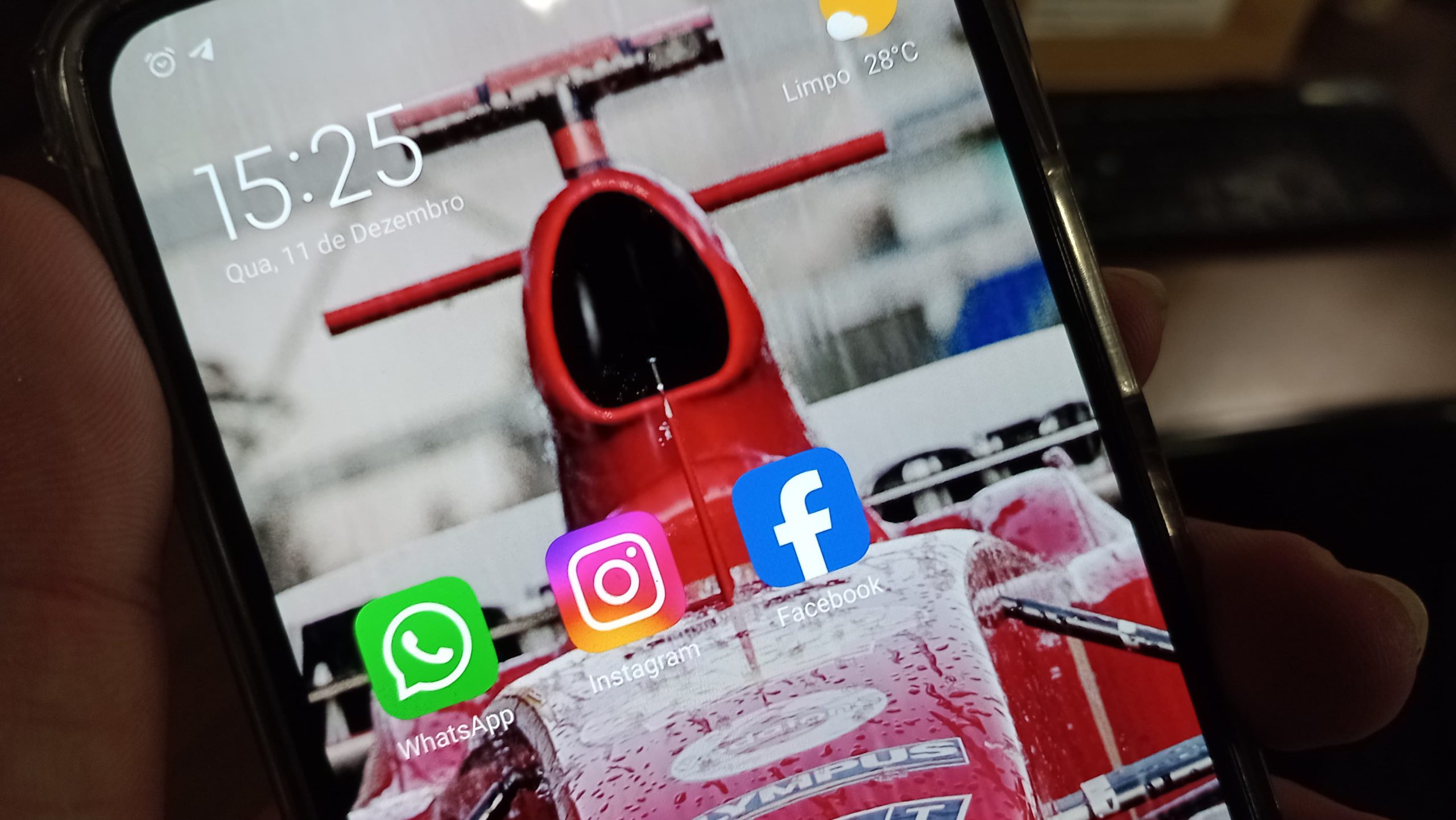WhatsApp, Instagram e Facebook enfrentam instabilidade no Brasil nesta quarta-feira