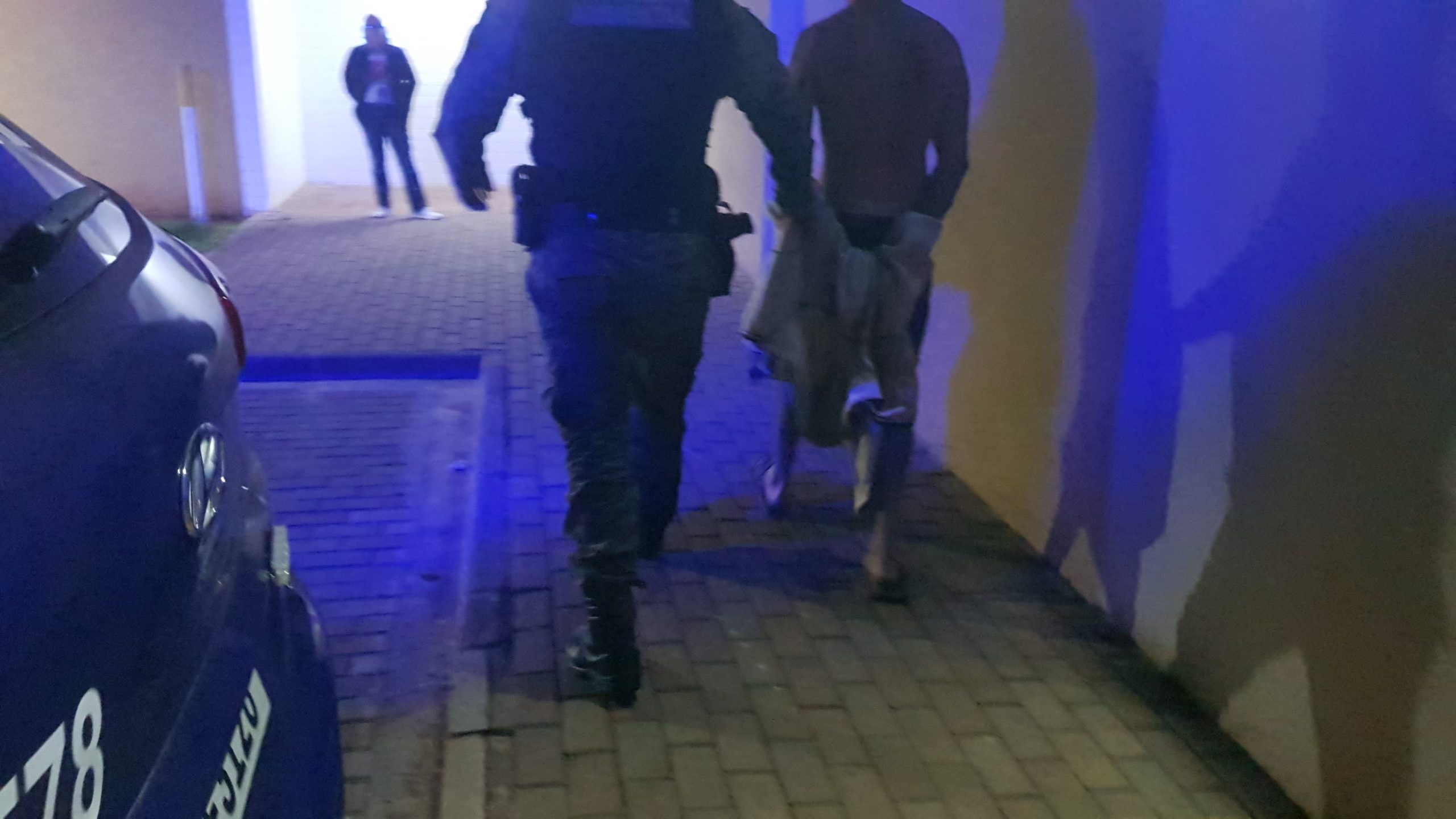 Rapaz é preso após ameaçar mãe e tia que é acamada no Bairro Morumbi Rapaz é preso após ameaçar mãe e tia que é acamada no Bairro Morumbi