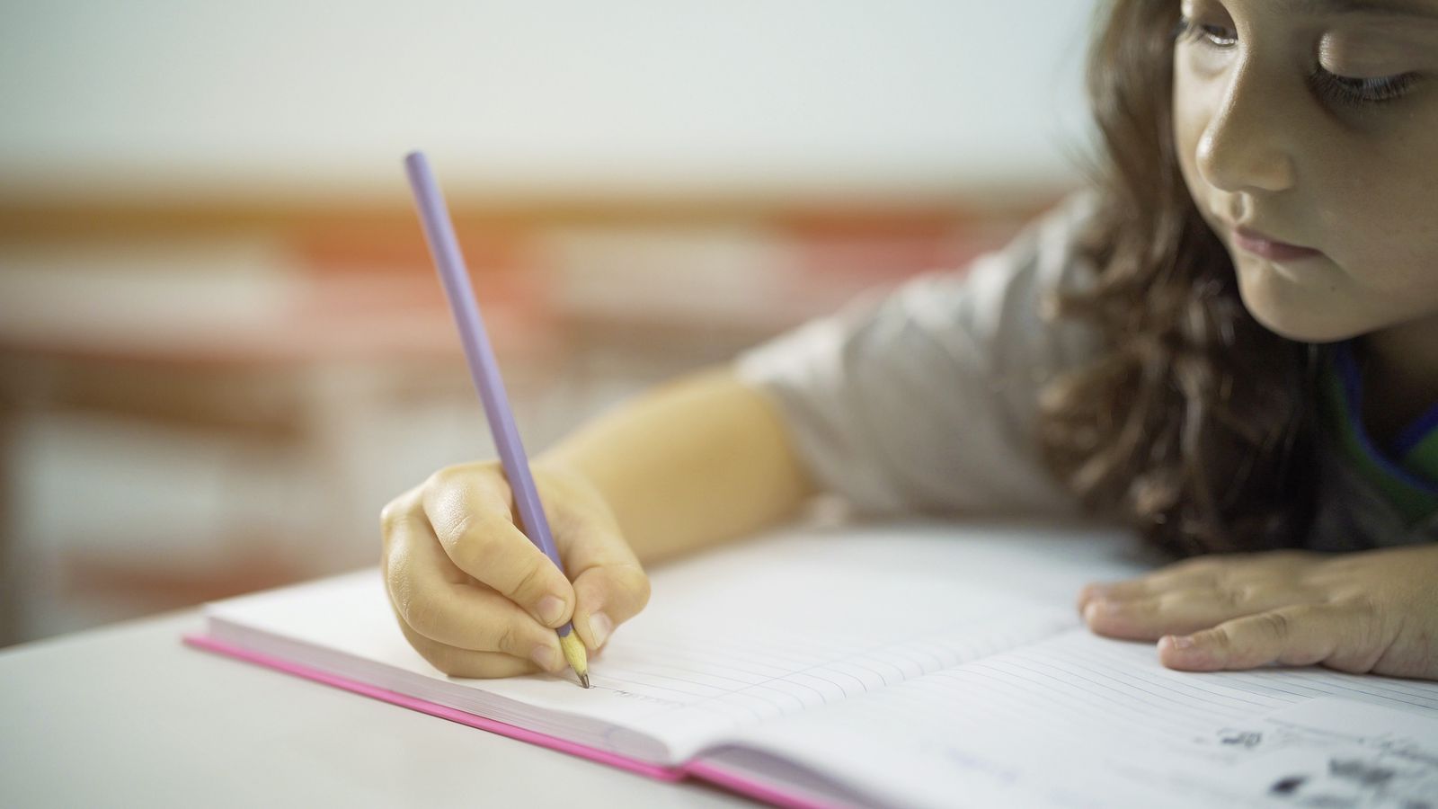 Educação divulga calendário escolar do ano letivo de 2025 Educação divulga calendário escolar do ano letivo de 2025