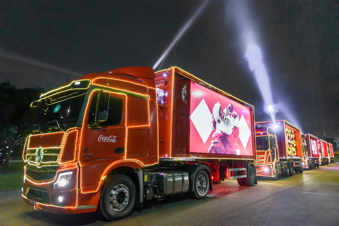 Imagem referente a Cascavel se ilumina: Caravana de Natal da Coca-Cola chega na próxima terça