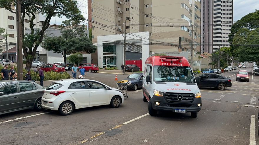 Mais um acidente é registrado em cruzamento complicado no Centro de Cascavel