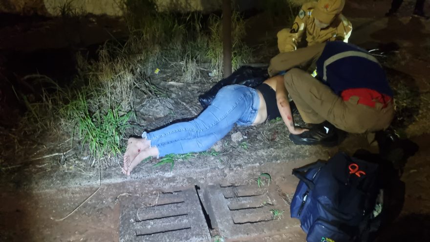 Mulher fica ferida em acidente no Parque São Paulo