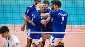 Cruzeiro vence italiano Trentino e fatura penta no Mundial de Clubes Cruzeiro vence italiano Trentino e fatura penta no Mundial de Clubes