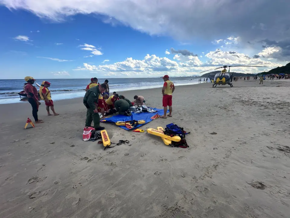 Dois afogamentos confirmados em um único dia na Praia de Caiobá