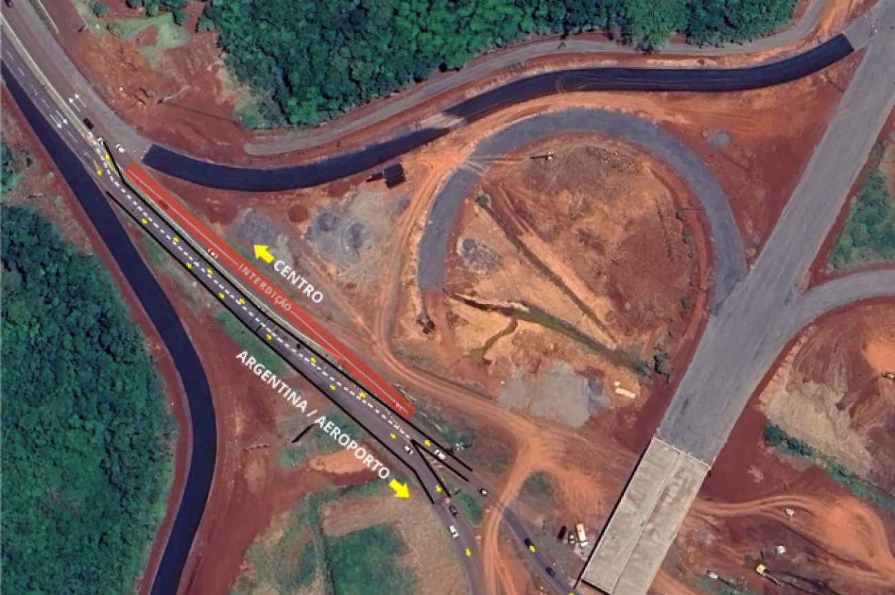 Tráfego no entroncamento entre BR-469 e Perimetral Leste de Foz do Iguaçu tem nova mudança Tráfego no entroncamento entre BR-469 e Perimetral Leste de Foz do Iguaçu tem nova mudança