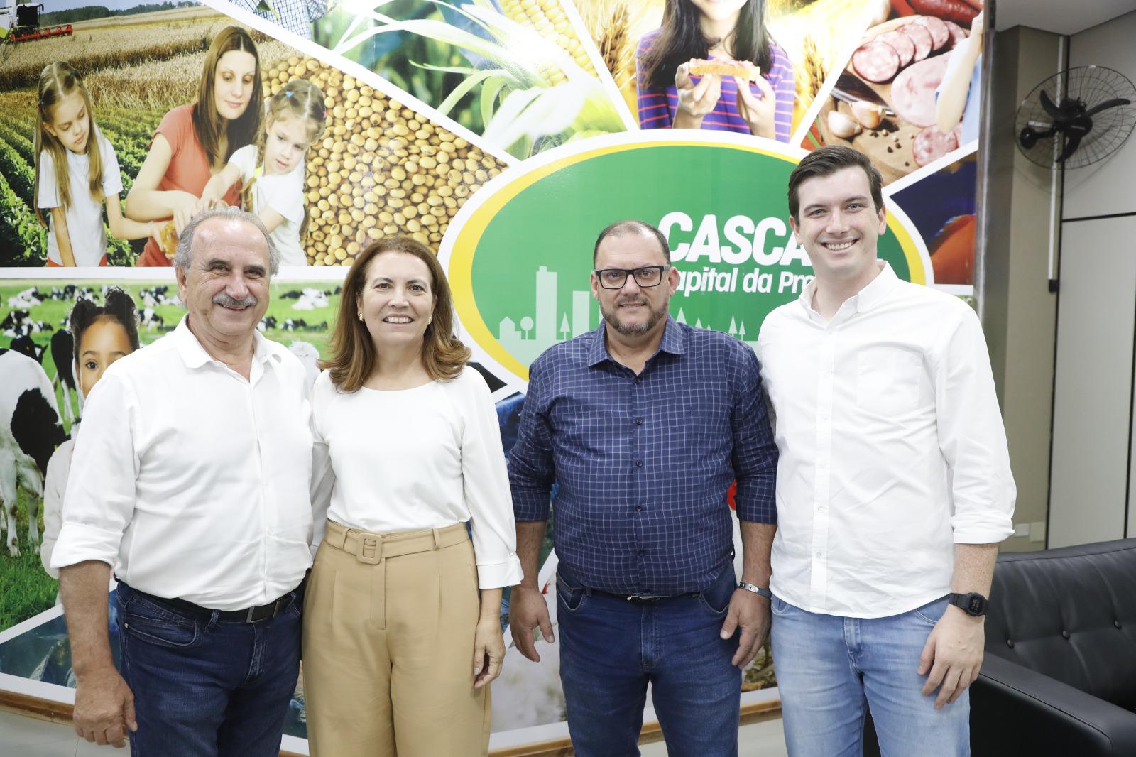 Renato e Henrique anunciam Margarida Carneiro e Everton Porfírio em equipe de governo Renato e Henrique anunciam Margarida Carneiro e Everton Porfírio em equipe de governo