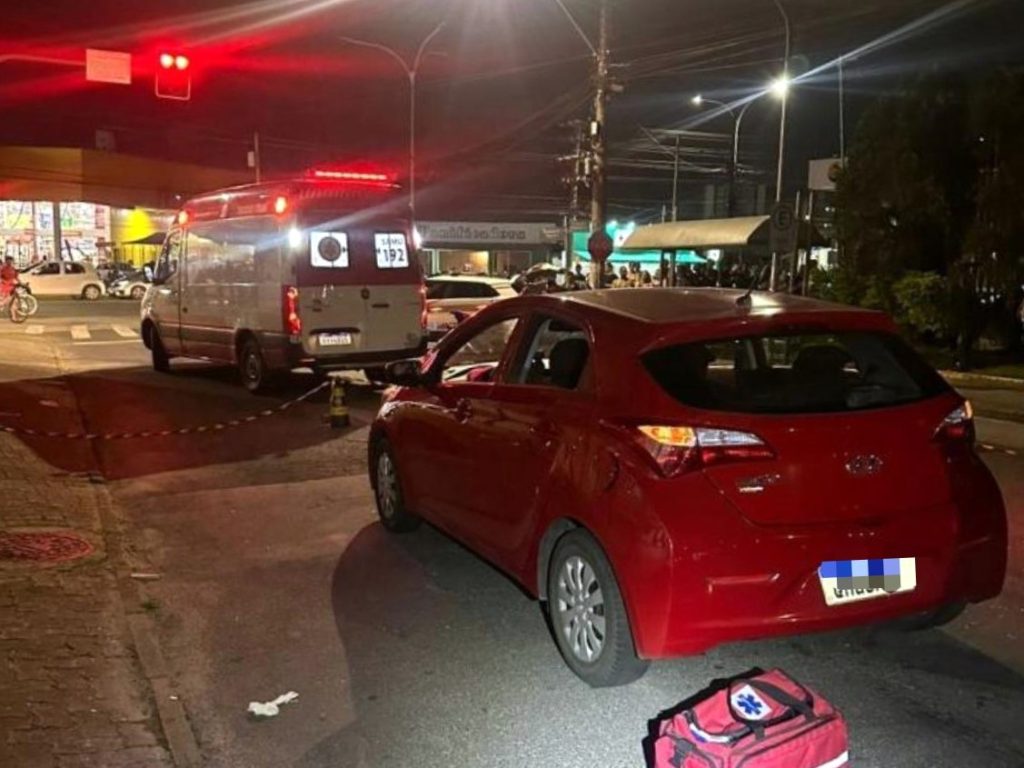 Passageiro é executado a tiros em semáforo de Itajaí