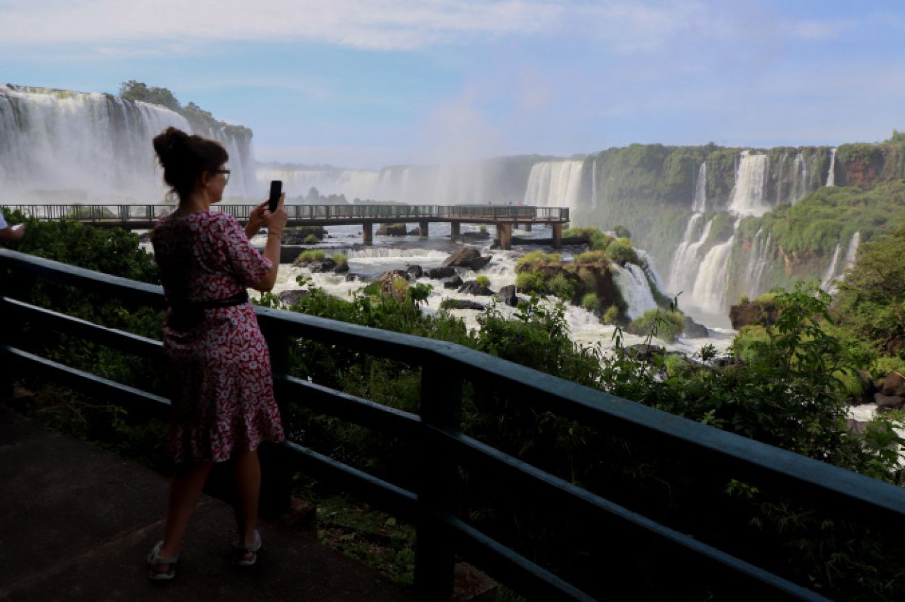 Mais de 800 mil: Paraná é o terceiro estado que mais recebe turistas estrangeiros