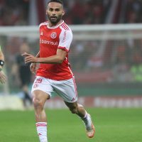 Imagem referente a Thiago Maia leva prêmio Fair Play da Fifa por ajuda em enchentes no RS