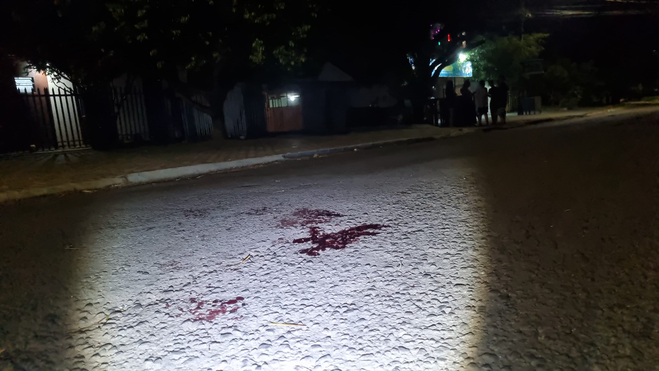 Homem invade residência no Santa Cruz e é agredido por morador