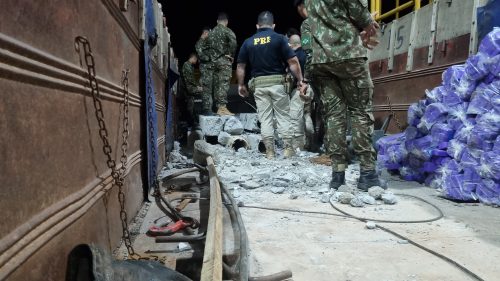 Imagem referente a Carga de maconha é apreendida dentro de vigas de concreto na BR-369