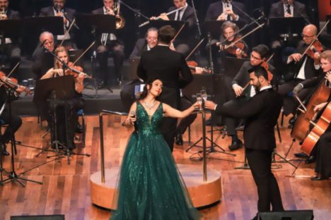 Imagem referente a Guairão recebe concerto de Natal da Camerata Antiqua de Curitiba nesta quinta