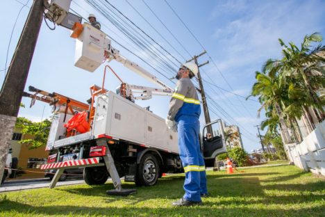 Imagem referente a Copel reforça sistema elétrico do Litoral e balneários no Oeste e Noroeste para temporada