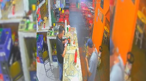 Imagem referente a Coxinha “explode” e causa queimaduras em cliente em lanchonete de Curitiba