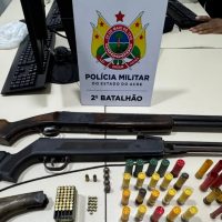 Imagem referente a Homem é preso com duas armas de fogo pela Polícia Militar