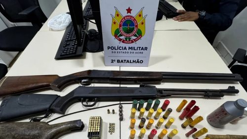 Imagem referente a Homem é preso com duas armas de fogo pela Polícia Militar