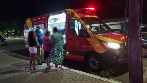 Imagem referente a Idosa é socorrida pelo Siate após passar mal e cair na Avenida Brasil