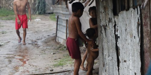 Imagem referente a Analfabetismo atinge um em cada cinco residentes de terras indígenas