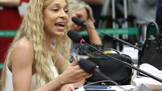 PGR denuncia deputado por injúria contra Erika Hilton