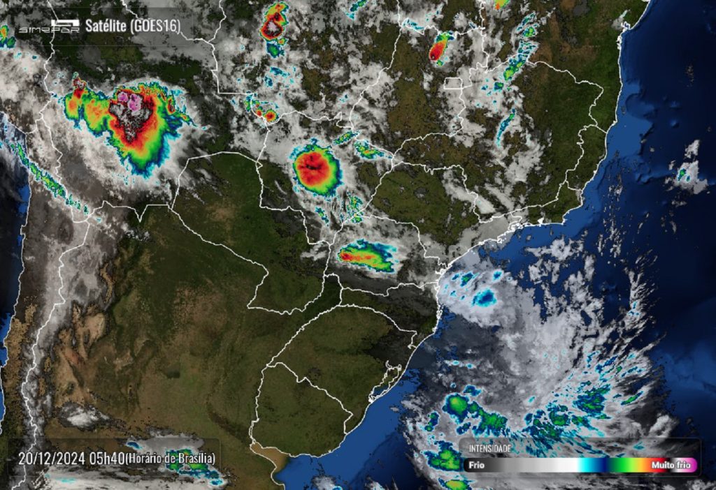 Simepar prevê clima de chuva para esta sexta-feira em Cascavel