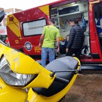 Imagem referente a Motociclista fica ferido em acidente de trânsito na Rua Rio Grande Sul