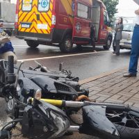 Imagem referente a Motociclista se envolve em acidente de trânsito no Centro