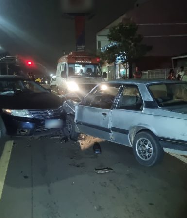 Imagem referente a Honda City e Monza se envolvem em acidente na região norte