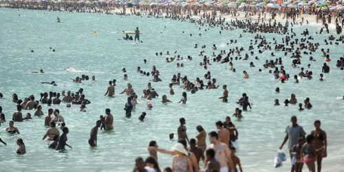 Imagem referente a Verão começa hoje e previsão é de menos chuvas na maior parte do país