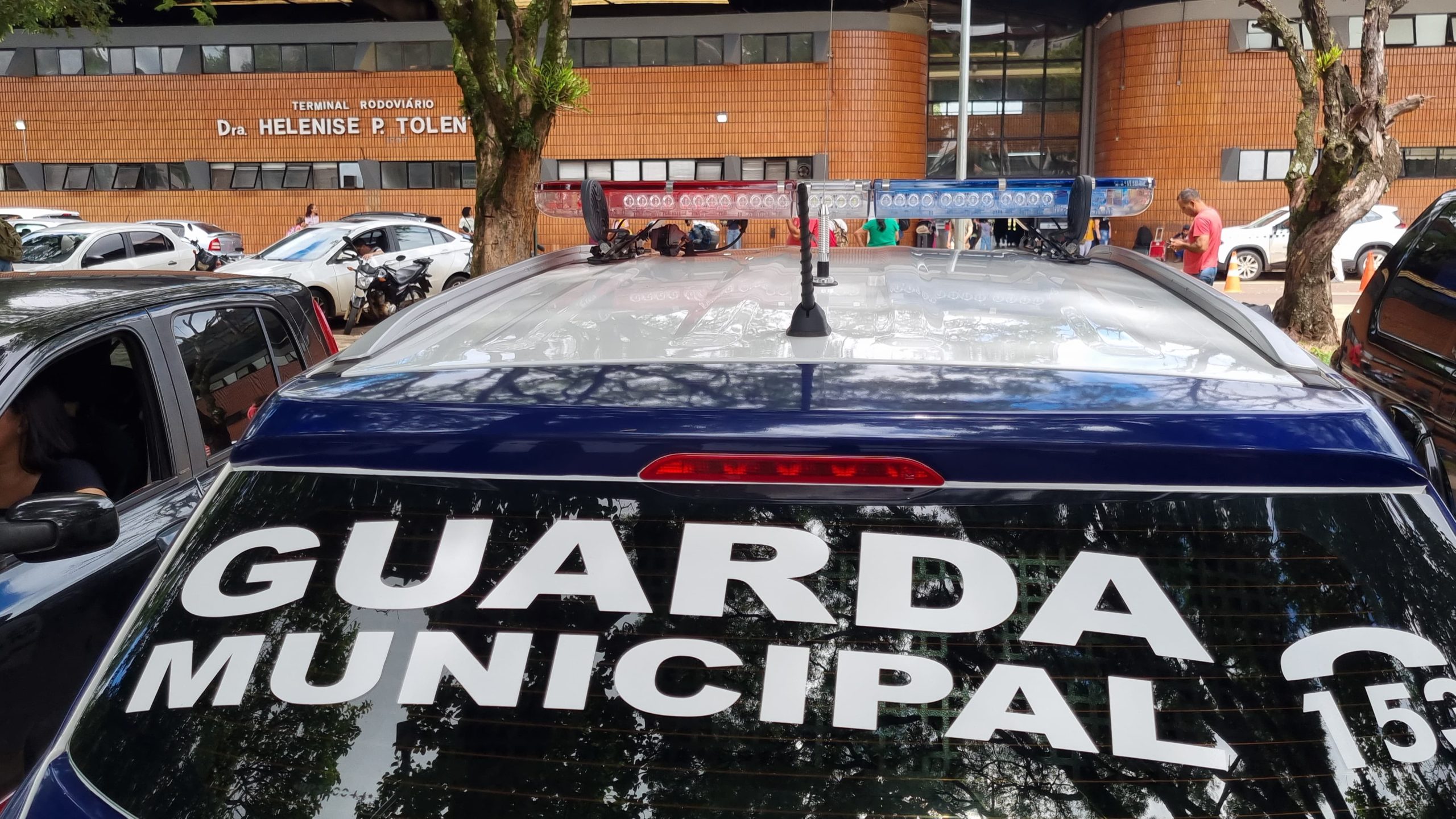 Homem francês detido por atentado ao pudor na Rodoviária de Cascavel