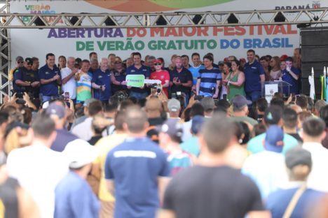 Imagem referente a Com ampla programação e reforço do efetivo, Governo do Estado abre Verão Maior Paraná