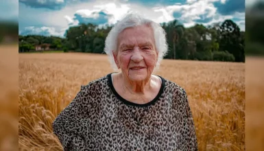 Imagem referente a Morre aos 105 anos a professora Francisca Manys Michaloski