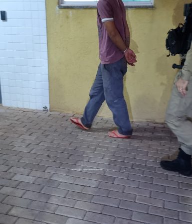 Imagem referente a Homem é preso por agredir a ex-companheira no Cascavel Velho