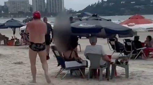 Imagem referente a Polícia é aplaudida após prender suspeitos de furto no Guarujá; veja o vídeo