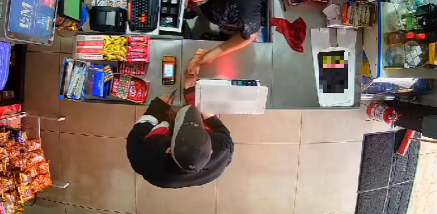Câmera flagra suspeito de assalto em distribuidora de bebidas no Cascavel Velho