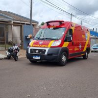 Imagem referente a Motociclista fica ferido em acidente de trânsito no Santa Felicidade